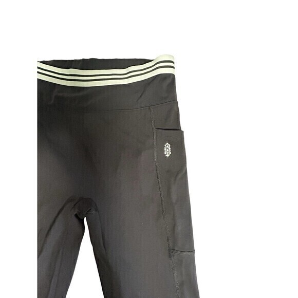 Free People Movement Zephyr Stripe Leggings‎ Black White Size Medium - Picture 4 of 6